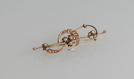 Antiek gouden parelbroche